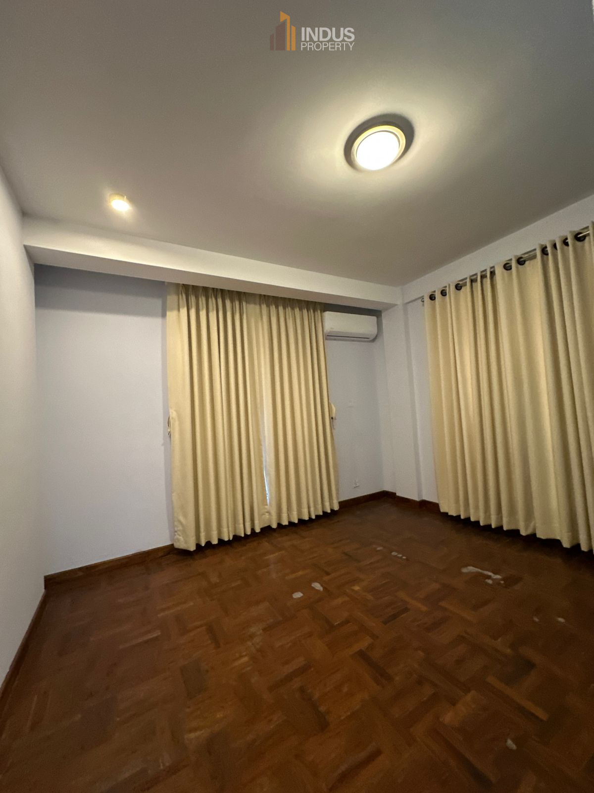 property-image